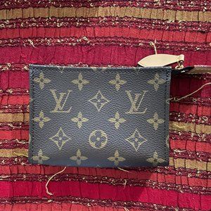 Louis Vuitton Small Pouch